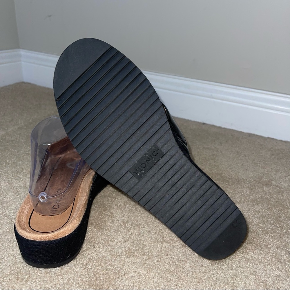 Vionic Black and Snake Print Sandals - Picture 6 of 7